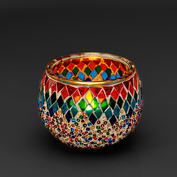 theelichthouder multi color van dorsetto 9 cm op zwarte achtergrond